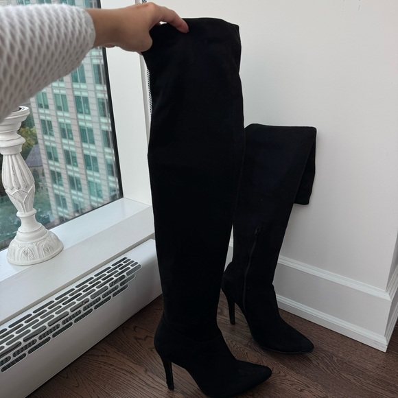 Over The knee heeled black boots in size 8 - Picture 3 of 5